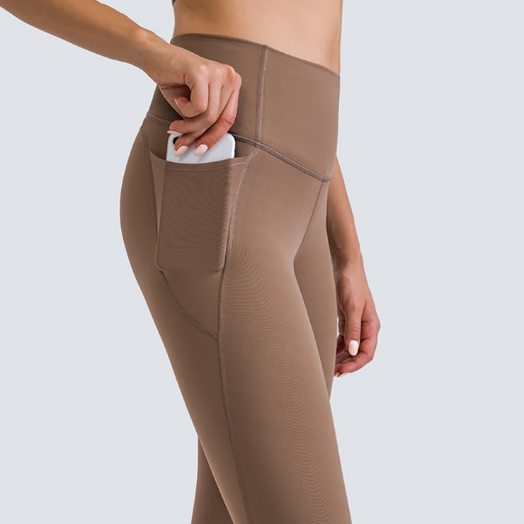 Lululemon Fast N Free HIGH Rise Tight Bronze at  Women's Clothing  store